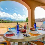 Reyes Villa