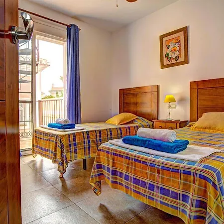Villa Reyes