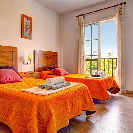 Reyes Villa *